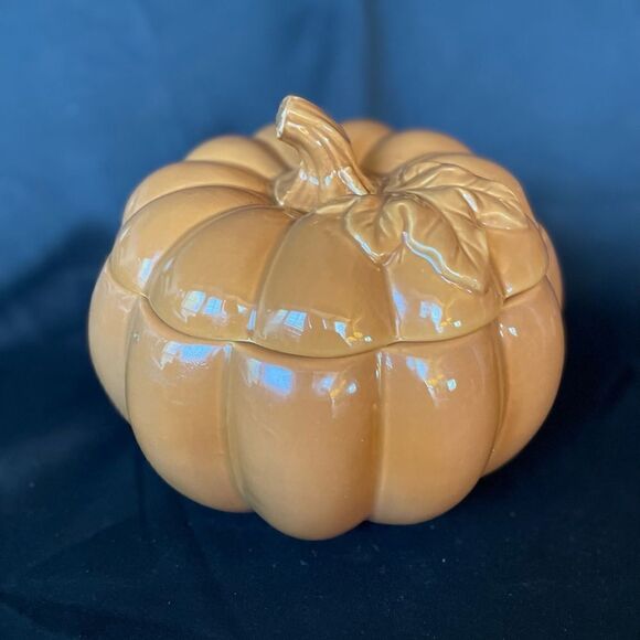 Golden Orange Pumpkin Shaped Soup Tureen & Lid 64 oz Soup or Cider EPC - Picture 1 of 10